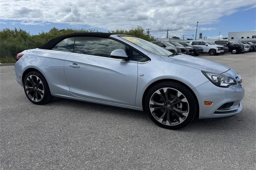 2016 Buick Cascada Premium photo 1