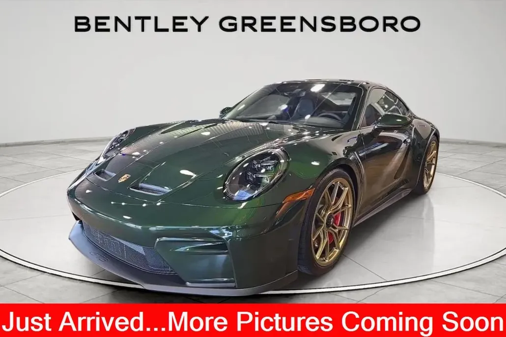 2026 Porsche 911 GT3 Touring photo 1