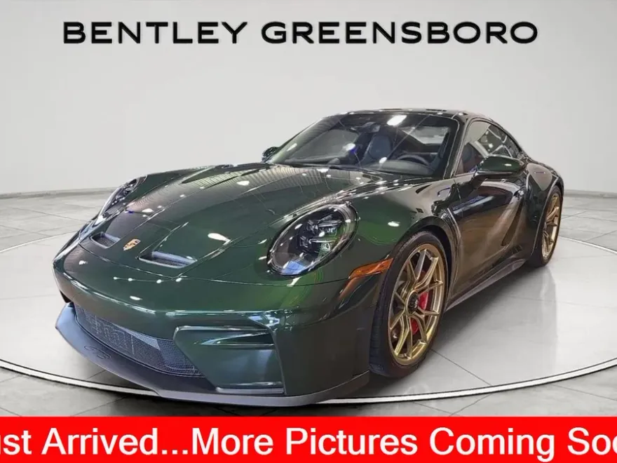 2026 Porsche 911 GT3 Touring photo 1