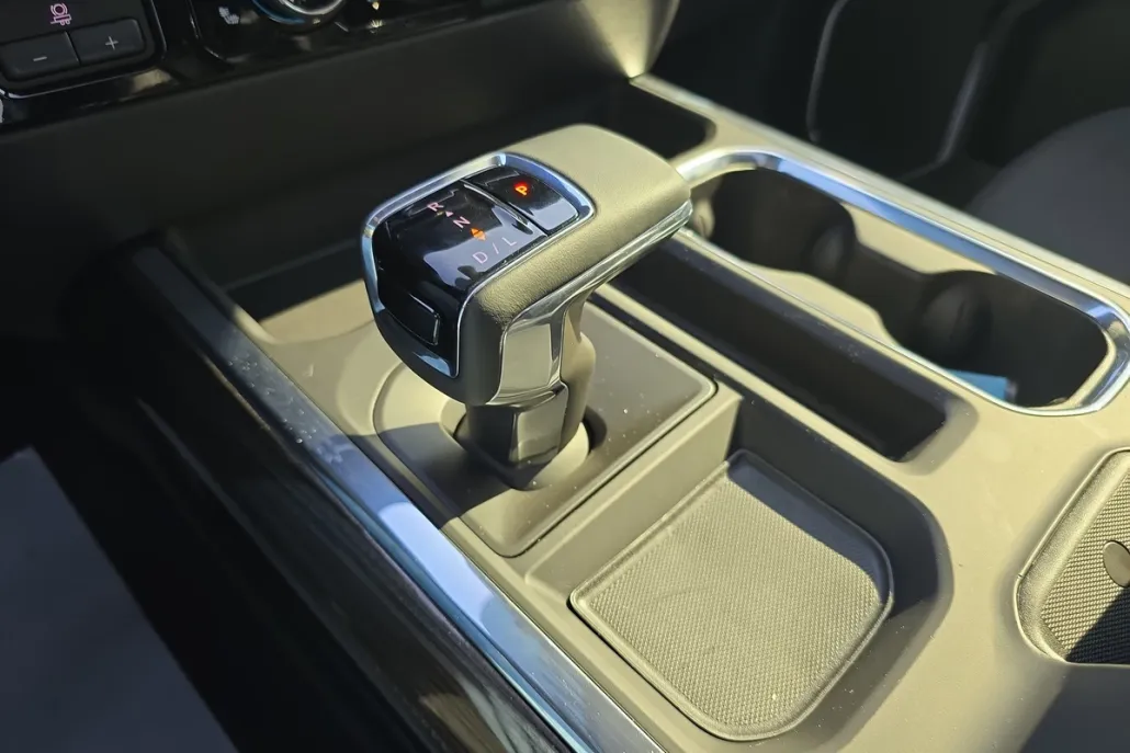 2024 Chevrolet Silverado 1500 RST photo 1