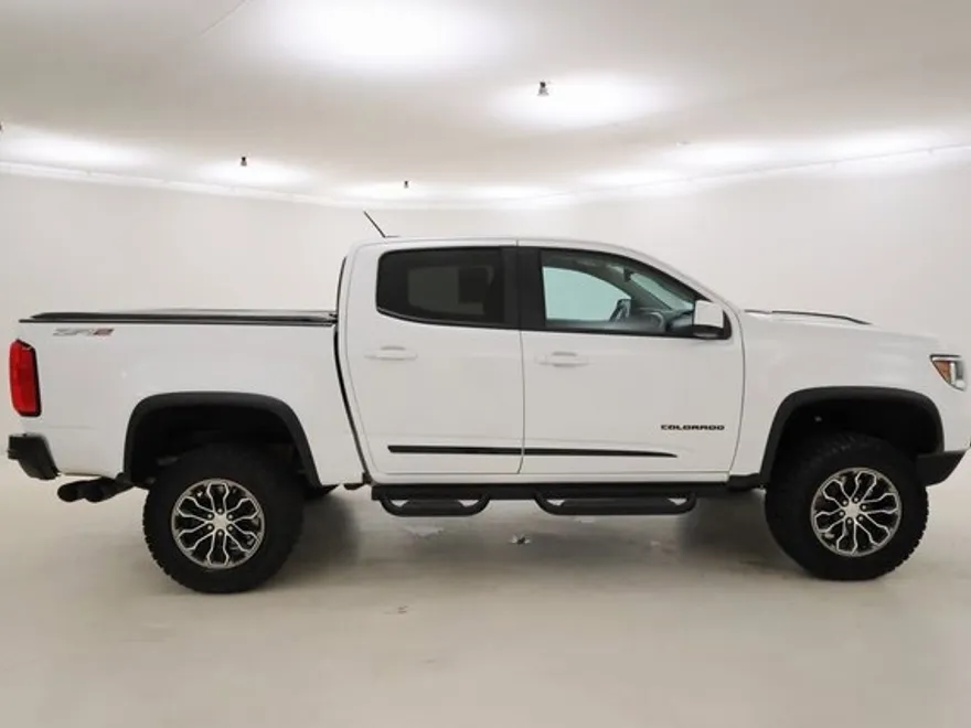 2022 Chevrolet Colorado ZR2 photo 1