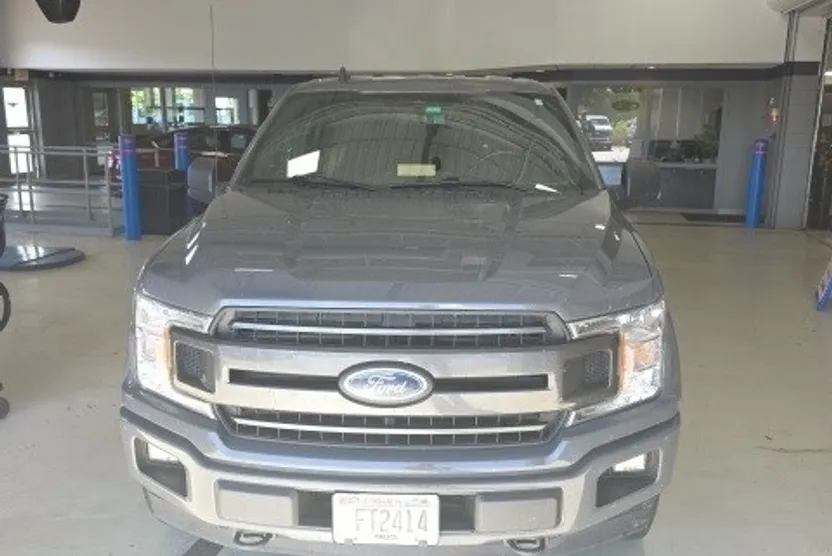 2020 Ford F-150 XLT photo 1