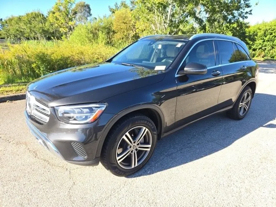 2020 Mercedes Benz GLC 300 photo 1