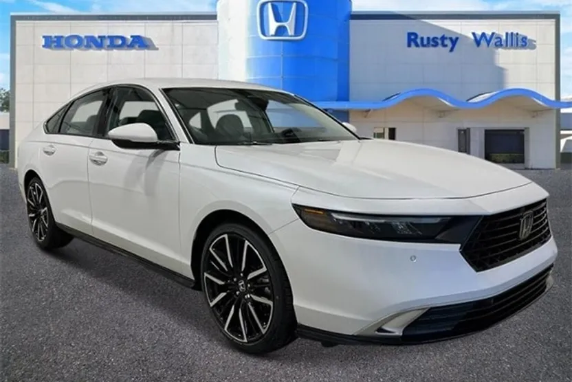 2025 Honda Accord Hybrid Touring photo 1