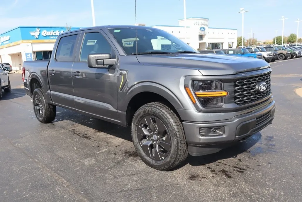 2025 Ford F-150 STX photo 1