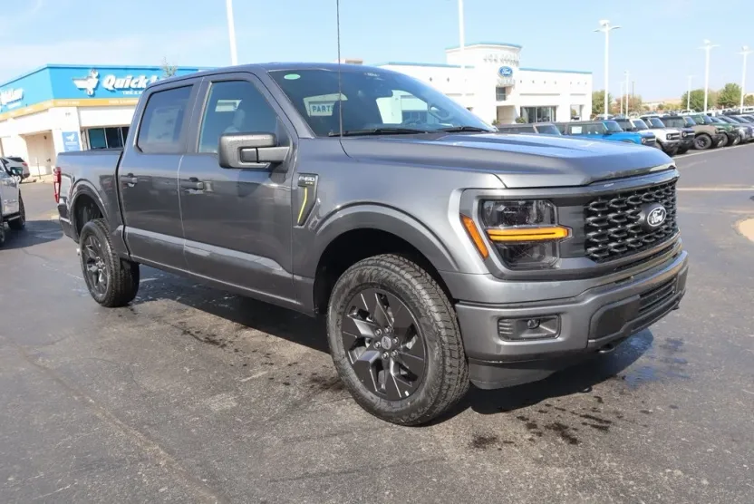 2025 Ford F-150 STX photo 1