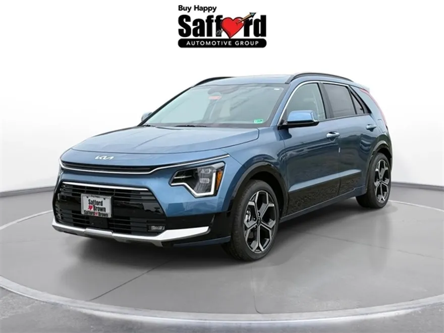 2025 Kia Niro SX Touring photo 1