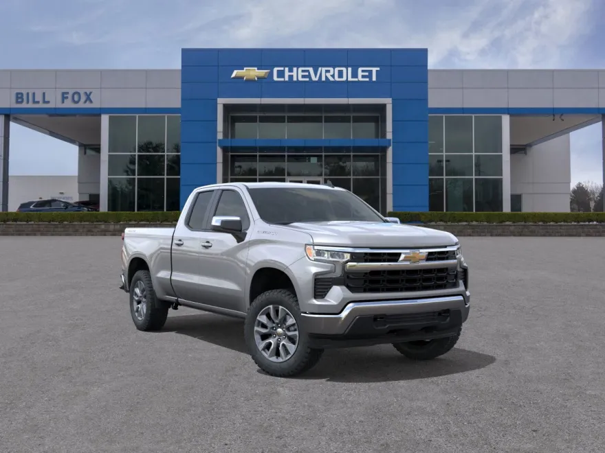 2026 Chevrolet Silverado 1500 LT photo 1