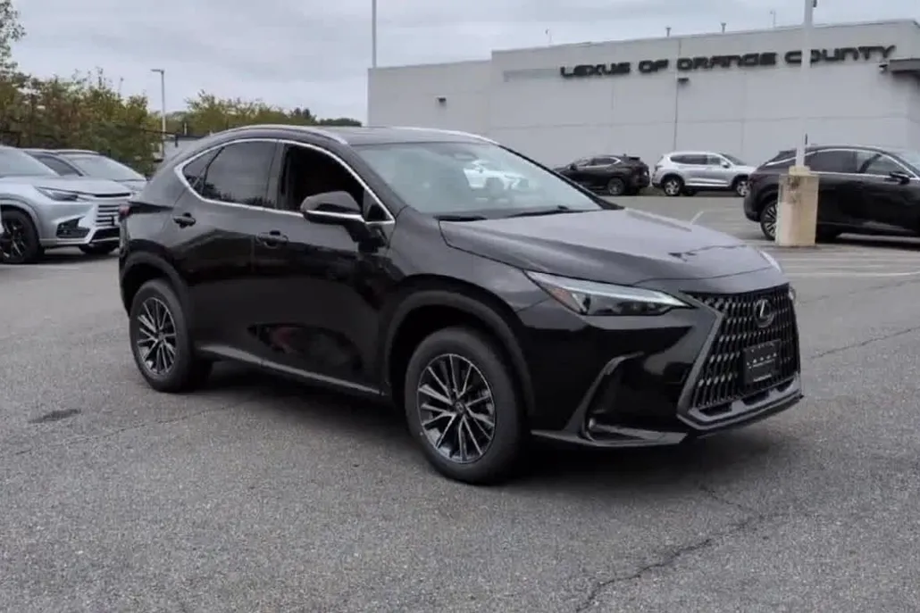 2026 Lexus NX 350 Premium AWD photo 1