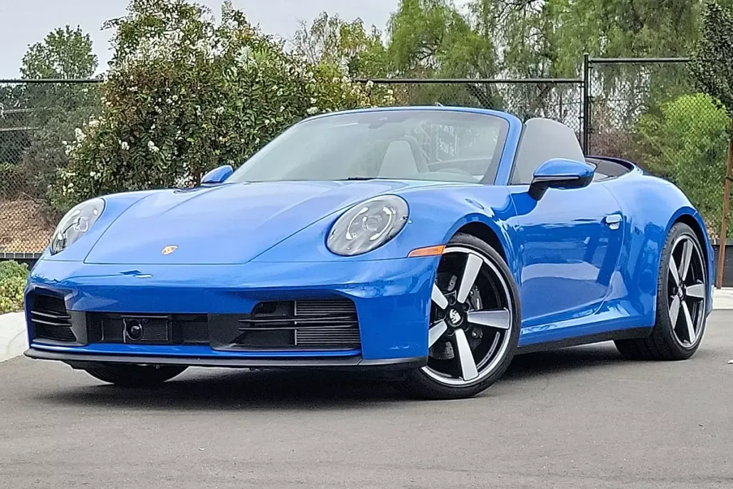 2025 Porsche 911 photo 1