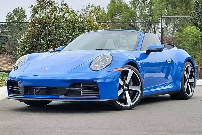 2025 Porsche 911 photo 1