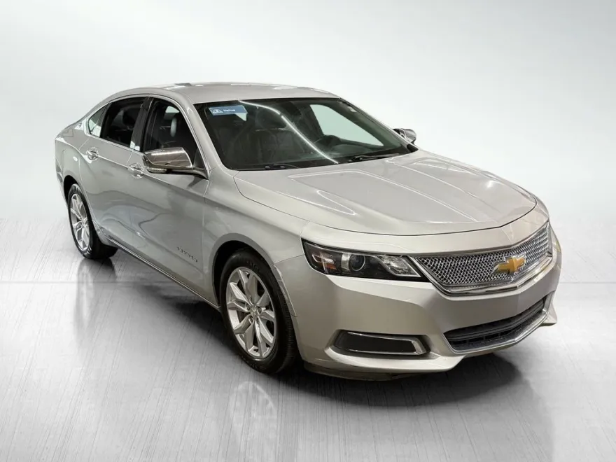 2016 Chevrolet Impala 1LT photo 1