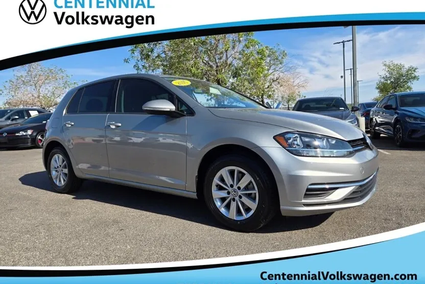 2019 Volkswagen Golf S photo 1