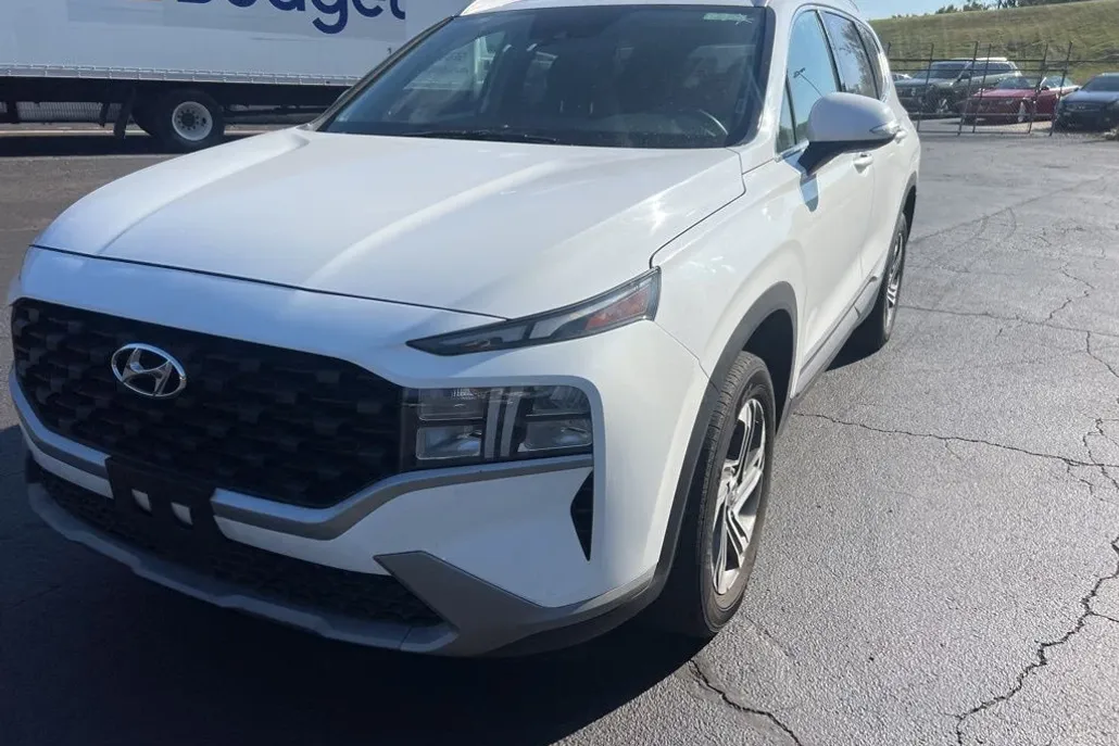 2023 Hyundai Santa Fe SEL photo 1