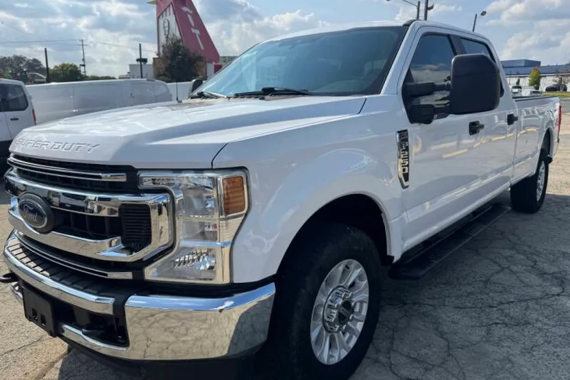2021 Ford F-250 XLT photo 1