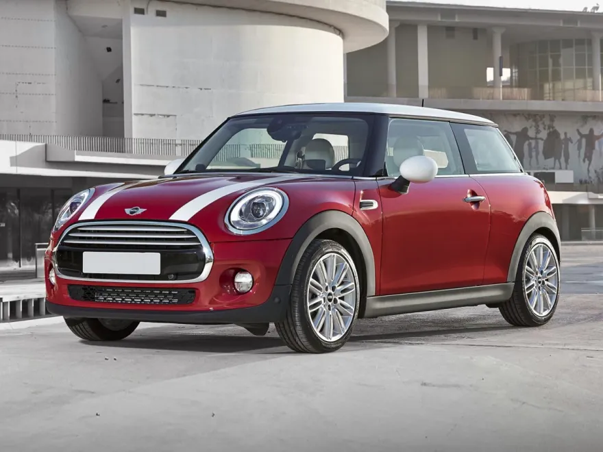 2017 Mini Cooper 4 Door Hardtop Base photo 1