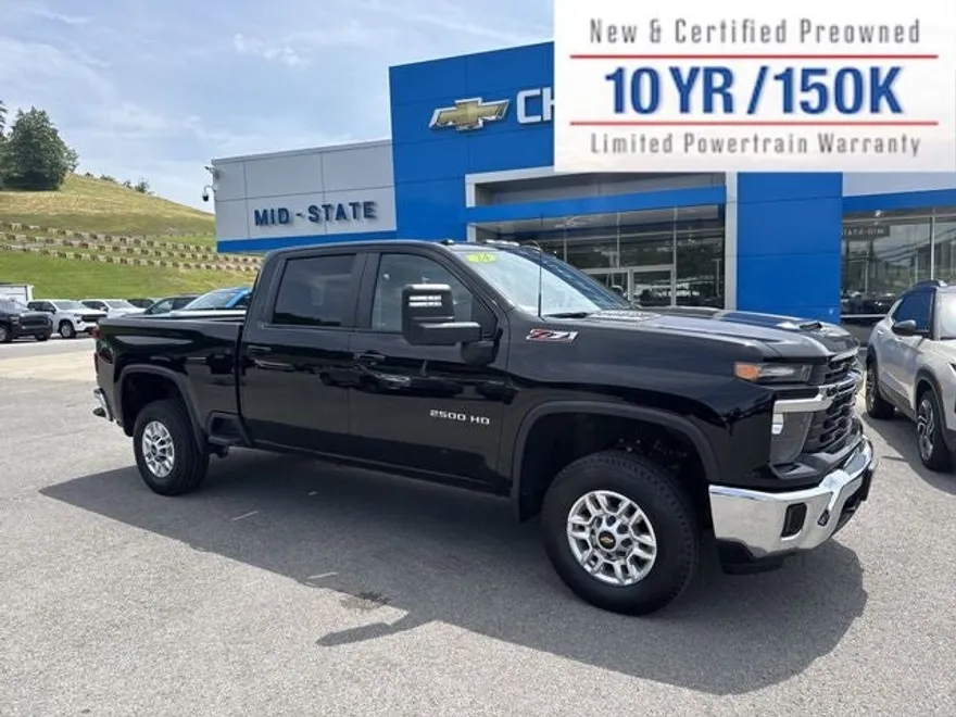 2024 Chevrolet Silverado 2500HD LT photo 1