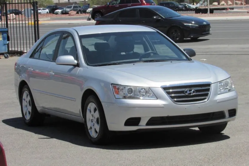 2009 Hyundai Sonata GLS photo 1