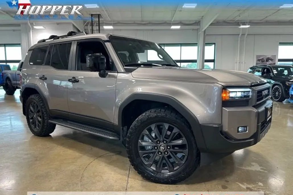 2024 Toyota Land Cruiser Premium photo 1
