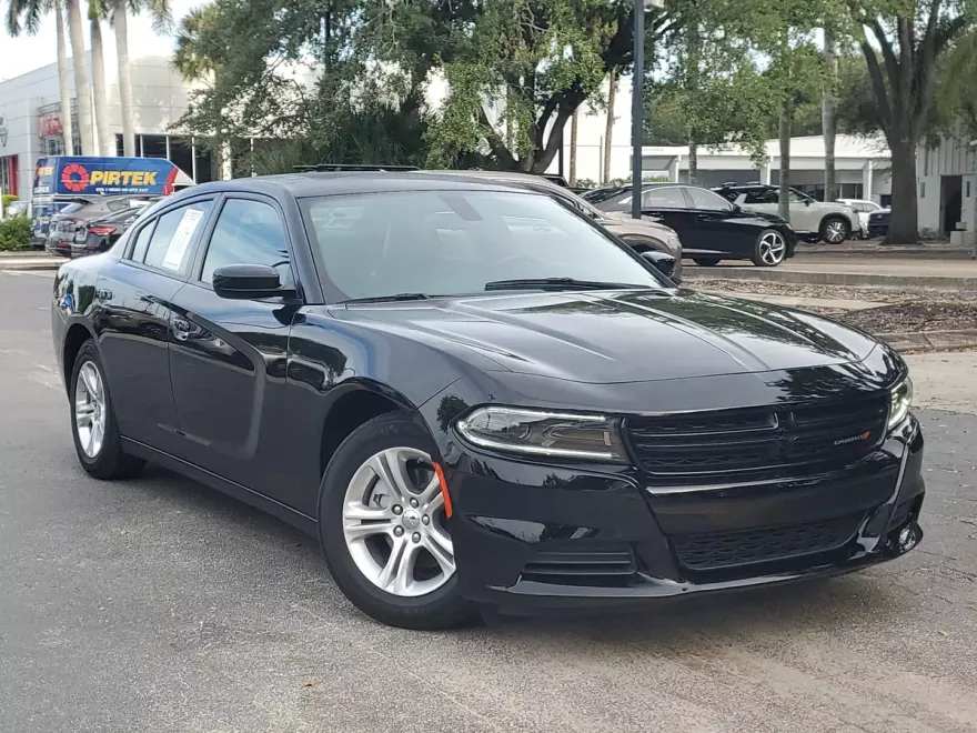 2022 Dodge Charger SXT photo 1