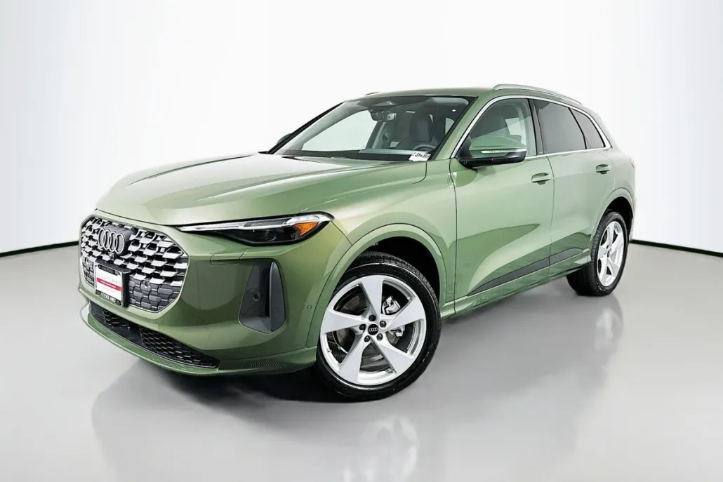 2025 Audi Q5 Premium Plus photo 1