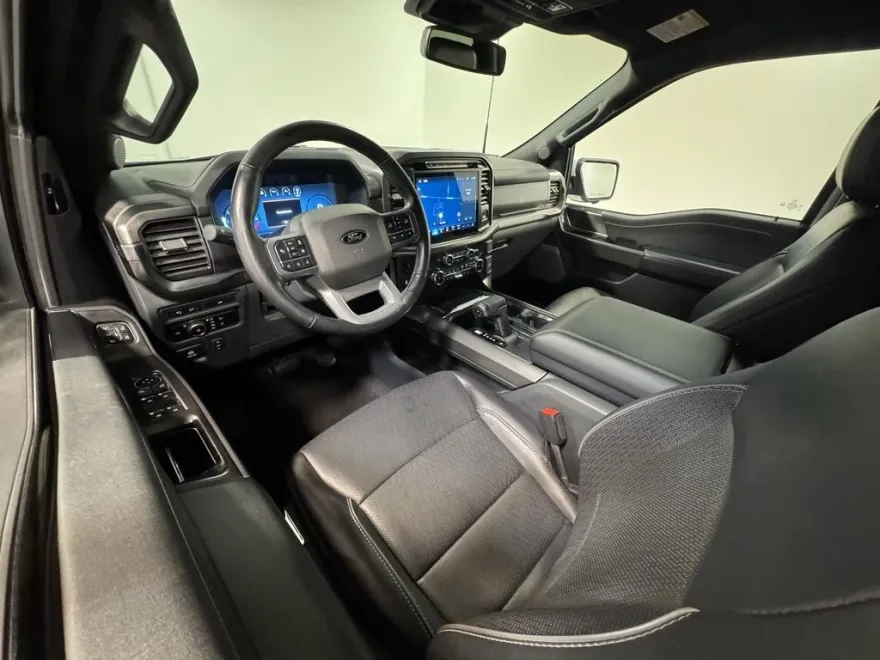 2024 Ford F-150 Lariat photo 1