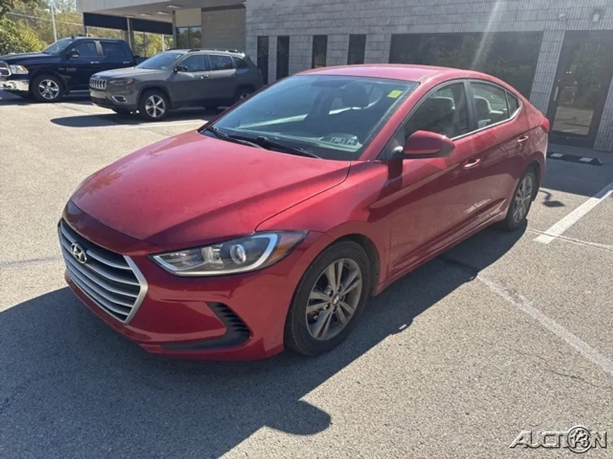 2018 Hyundai Elantra SEL photo 1