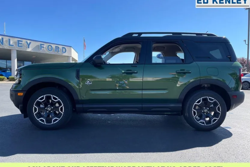2025 Ford Bronco Sport Outer Banks photo 1