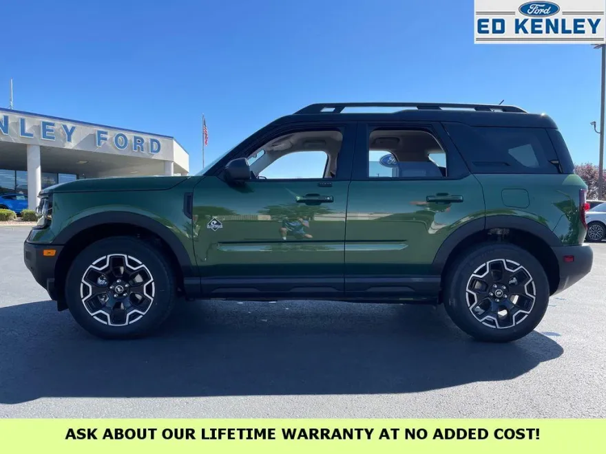 2025 Ford Bronco Sport Outer Banks photo 1