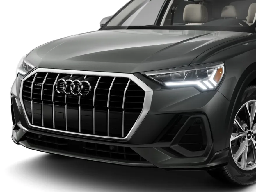 2025 Audi Q3 S line Premium Plus photo 1