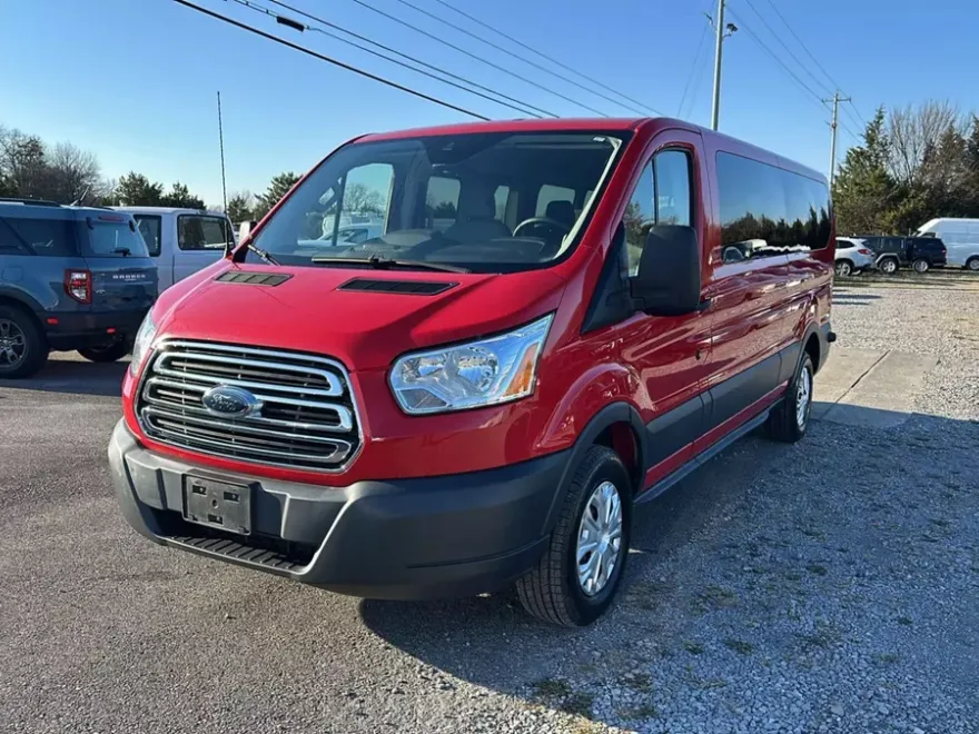 2015 Ford Transit XLT Van photo 1