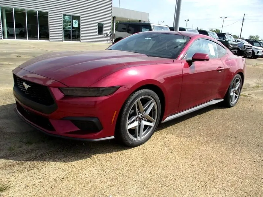 2025 Ford Mustang EcoBoost photo 1