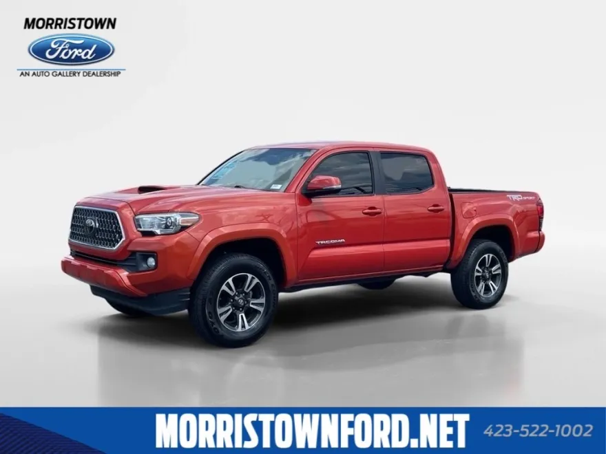 2018 Toyota Tacoma TRD Sport photo 1