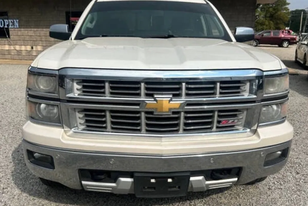2015 Chevrolet Silverado 1500 LTZ photo 1