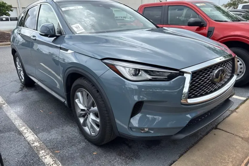 2022 Infiniti QX50 Luxe photo 1