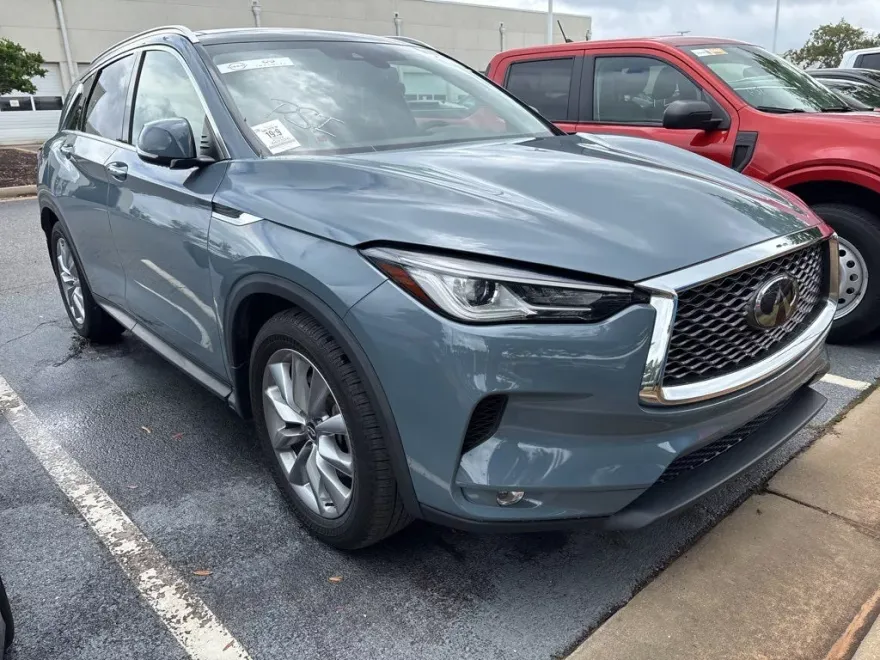 2022 Infiniti QX50 Luxe photo 1