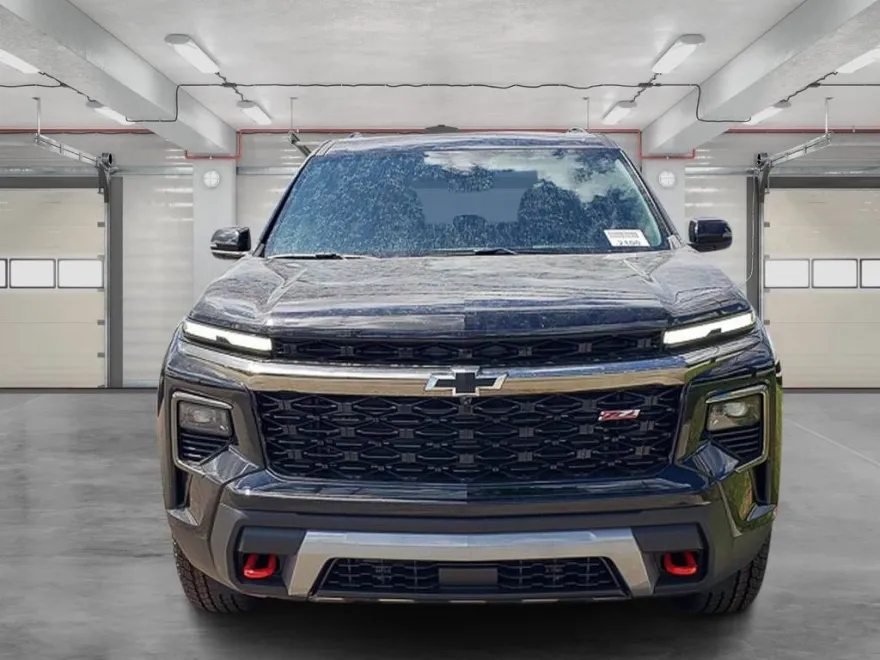 2026 Chevrolet Traverse Z71 photo 1