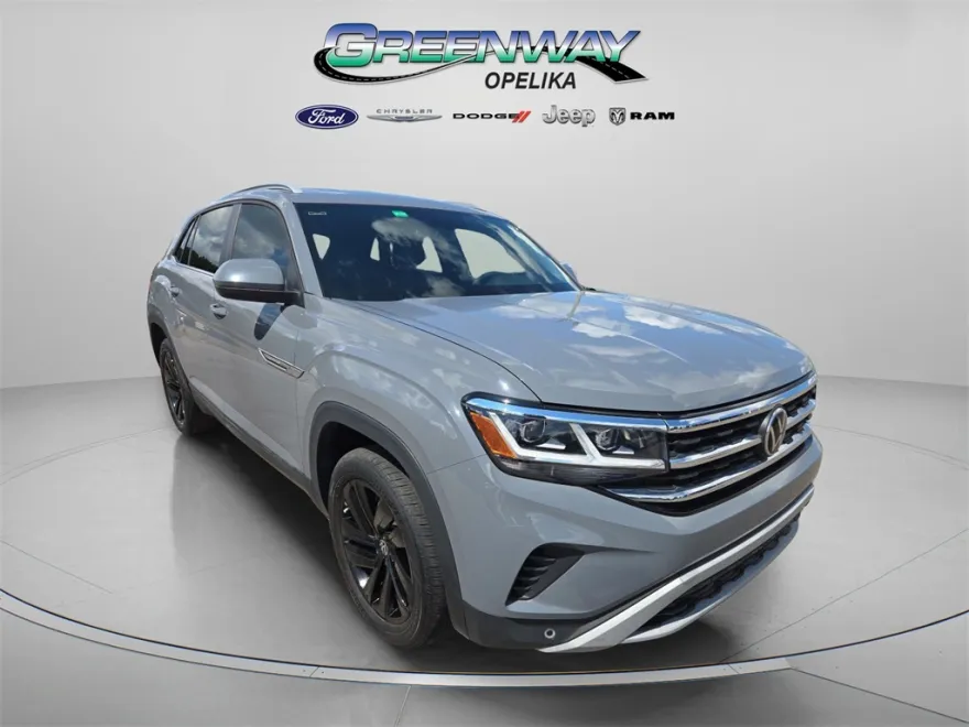 2022 Volkswagen Atlas Cross Sport SE Technology photo 1