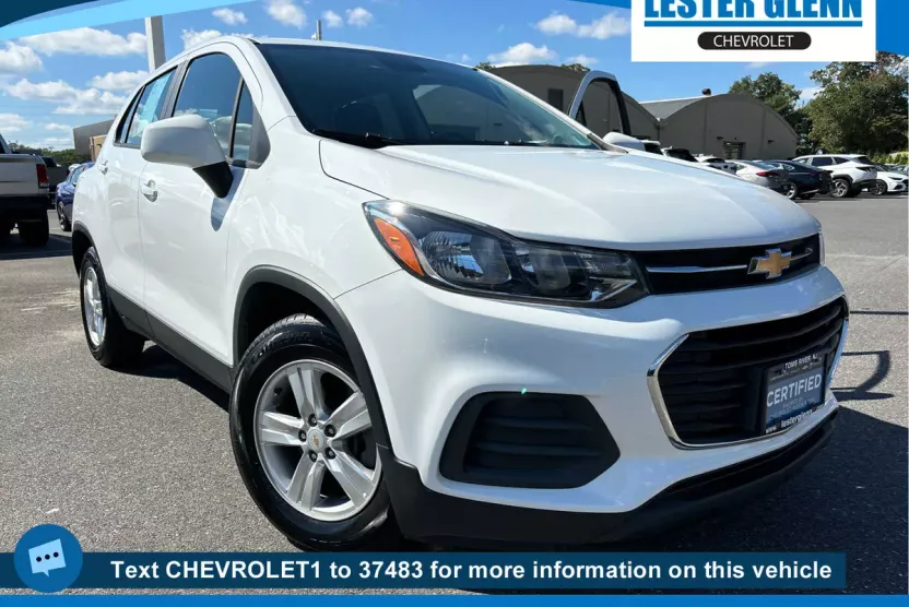 2020 Chevrolet Trax LS photo 1