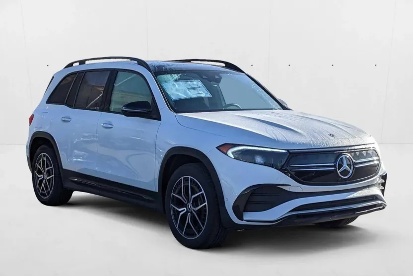 2023 Mercedes Benz EQB 350 4MATIC photo 1