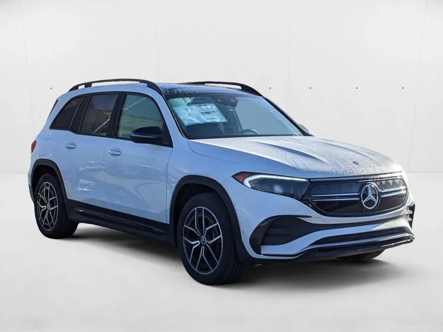 2023 Mercedes Benz EQB 350 4MATIC photo 1