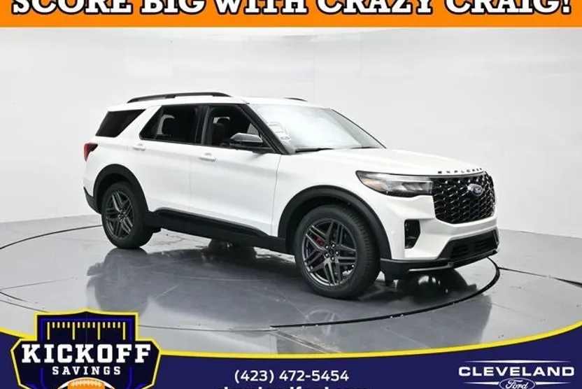 2025 Ford Explorer ST photo 1