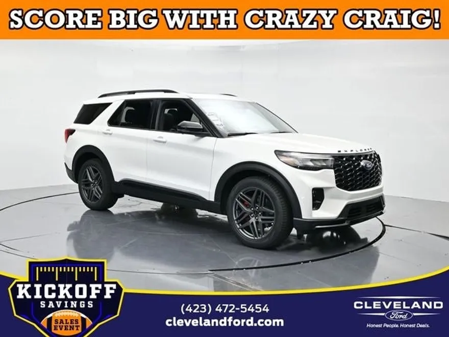 2025 Ford Explorer ST photo 1