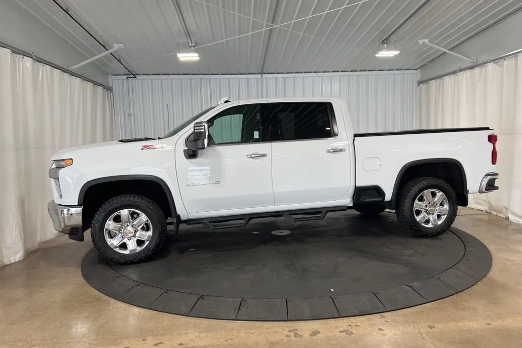 2023 Chevrolet Silverado 3500HD LTZ photo 1