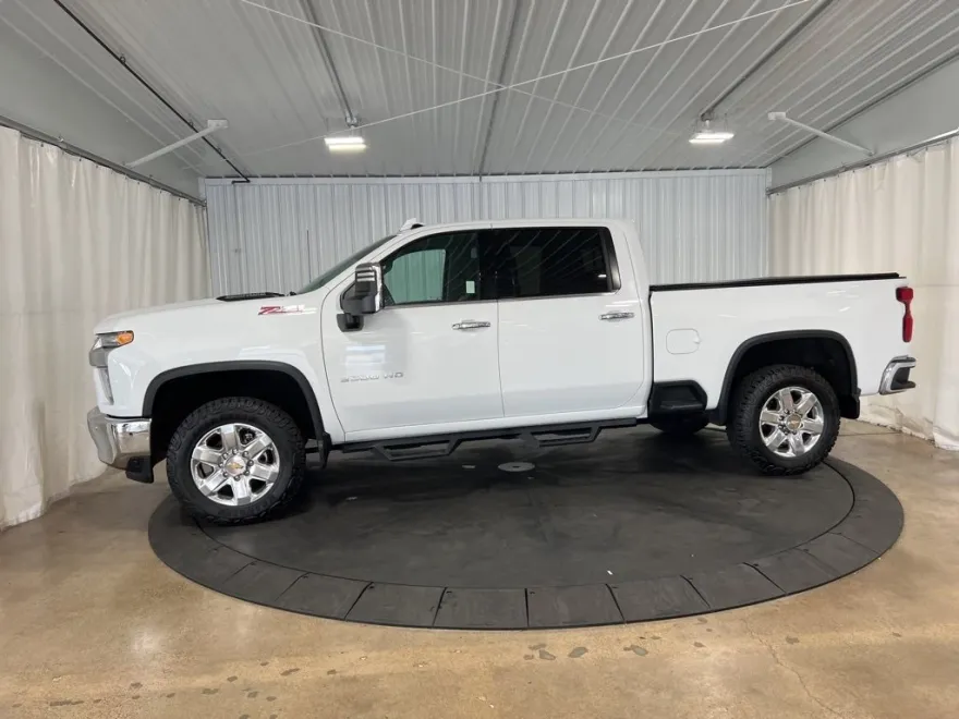 2023 Chevrolet Silverado 3500HD LTZ photo 1