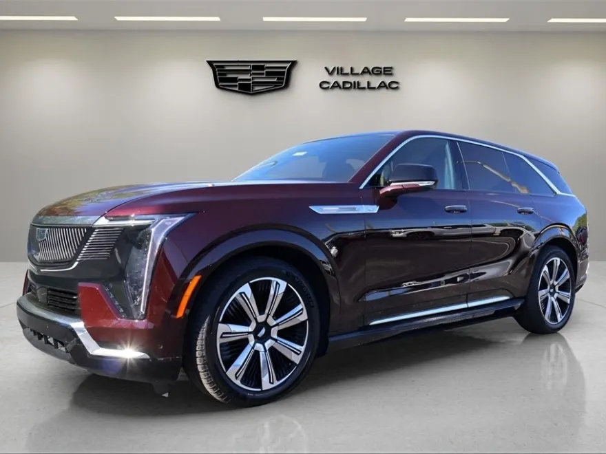 2025 Cadillac Escalade IQ Luxury photo 1