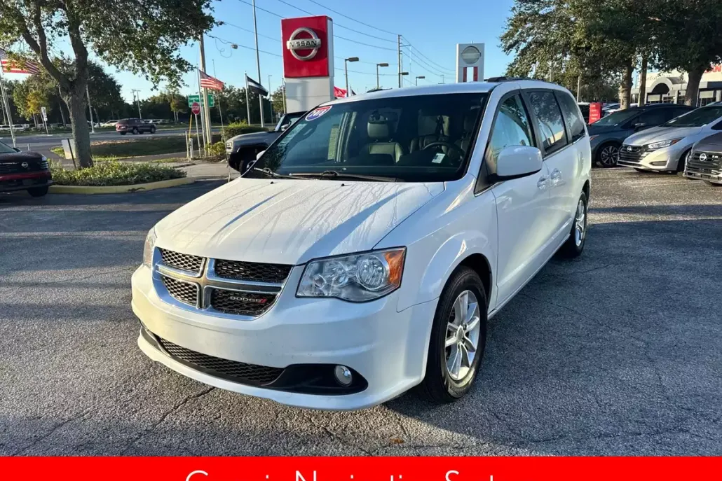 2018 Dodge Grand Caravan SXT photo 1