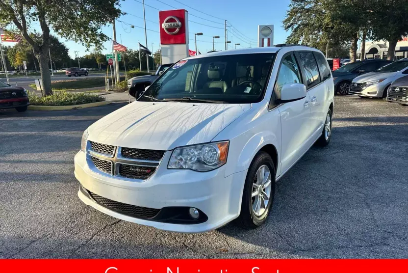 2018 Dodge Grand Caravan SXT photo 1