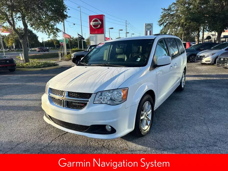 2018 Dodge Grand Caravan SXT photo 1