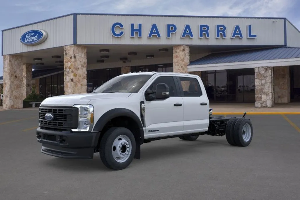 2025 Ford F-450 XL photo 1